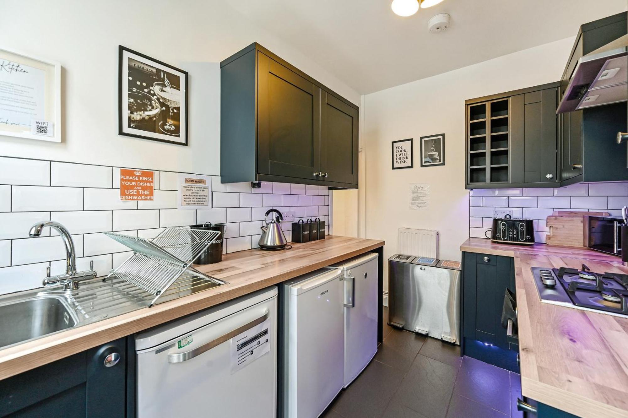 Villa Beautiful Townhouse, Great Location - Pet Friendly à Cardiff Extérieur photo
