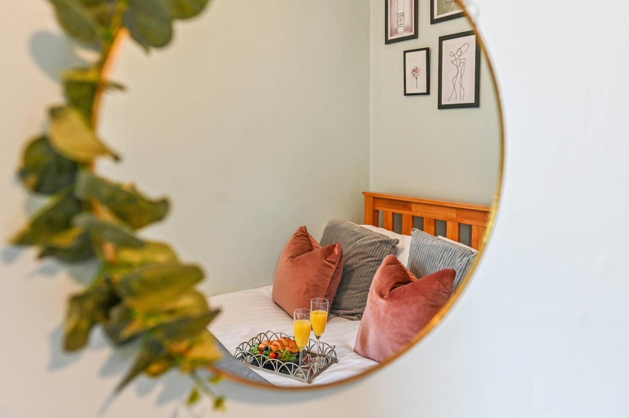 Villa Beautiful Townhouse, Great Location - Pet Friendly à Cardiff Extérieur photo